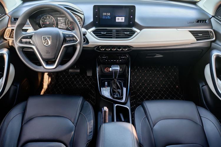 Used Baojun 530 2019 1.5T CVT Luxury Model China V