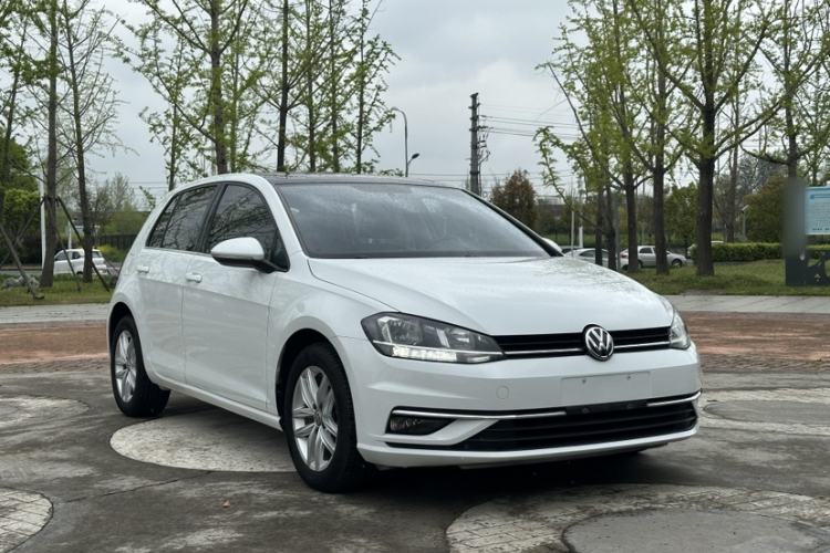 Used Volkswagen Golf 2018 1.6L Automatic Comfort Model Exterior 8