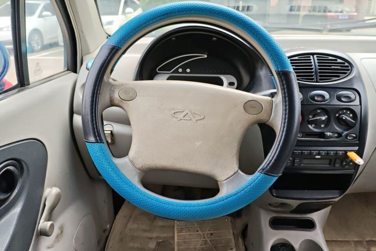 Used Chery QQ3 2012 Fashion Edition 1.0L Manual Champion Version
