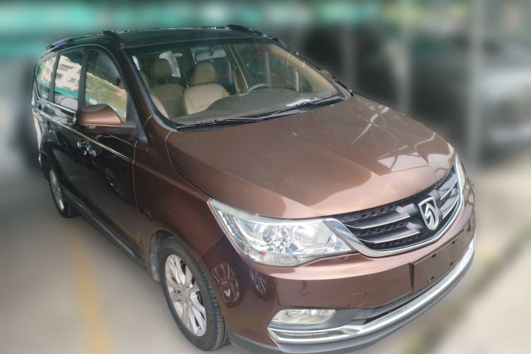 Used Baojun 730 2016 1.5L Manual Comfort Version 7 Seats China V Emission Standard Front Right 45 Deg