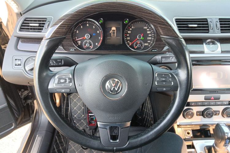 Used Volkswagen Magotan 2015 2.0 TSI Prestige Model