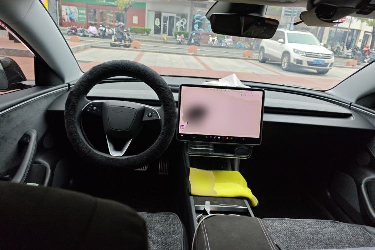 Used Tesla Model 3 2025 Model Revised Long-Range All-Wheel-Drive Version Center Console