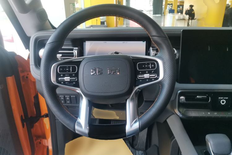 Used BAIC Off-Road BJ40 2024 2.0T All-New Urban Hunter Edition Ultimate Version