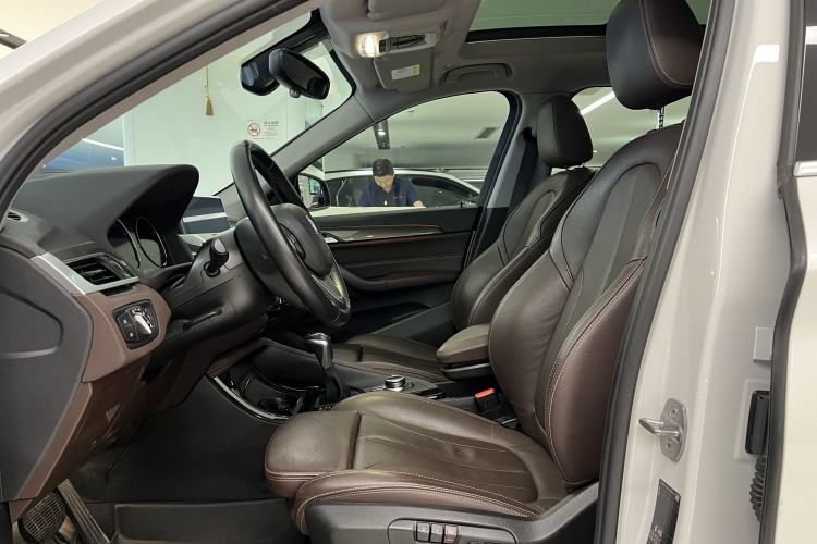 Used BMW X1 New Energy 2019 xDrive25Le Mileage Upgrade Version Interior 10