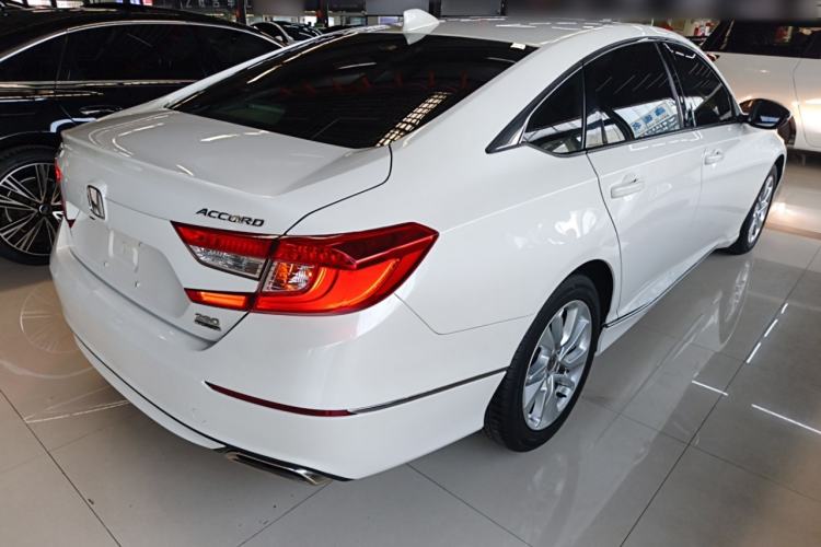 Used Honda Accord 2018 260TURBO Elite Edition China VI Rear Right 45 Deg