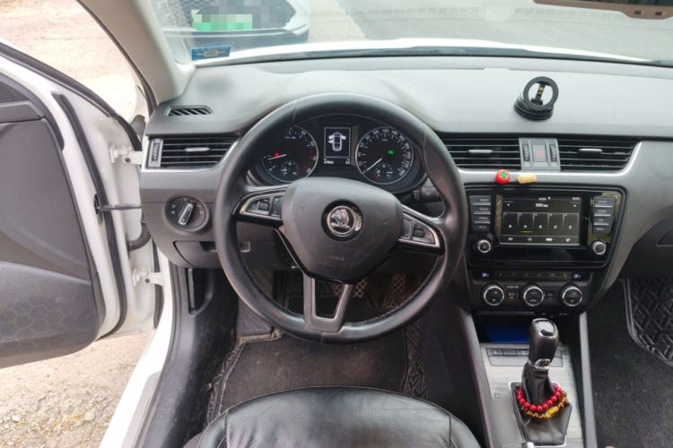 Used Skoda Octavia 2017 TSI280 DSG Prestige Edition Steering Wheel