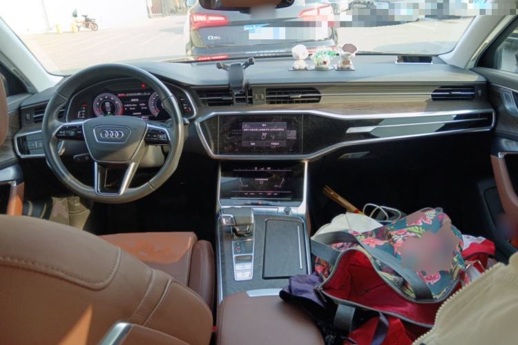 Used Audi A6L 2019 45 TFSI Prestige Elegant Edition Center Console