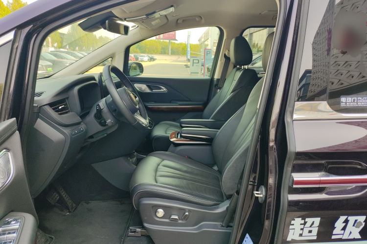 Used Hongqi HQ9 PHEV 2024 2.0T Four-Wheel Drive Luxury Edition Left Front Seat