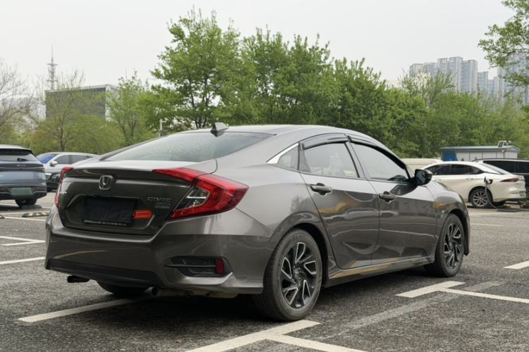 Used Honda Civic 2016 220TURBO CVT Luxury Edition