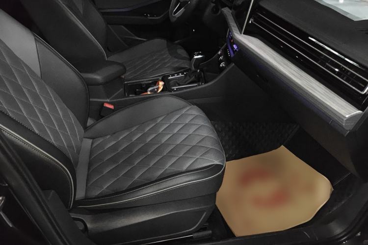 Used Volkswagen Sagitar 2023 300TSI DSG Excellence Edition Right Front Seat