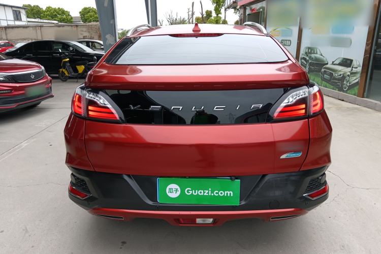 Used Venucia T90 2018 2.0L CVT Smart Connect Luxury Edition China V Standard