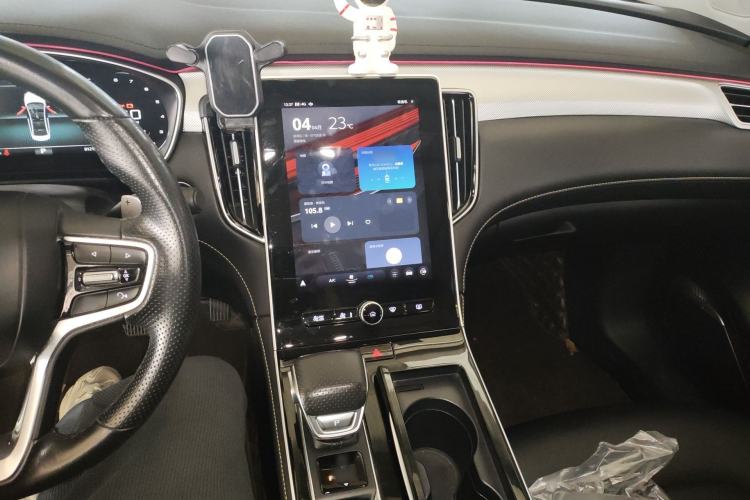 Used Roewe i6 MAX 2020 300TGI Automatic Cool & Stylish Skyroof Edition