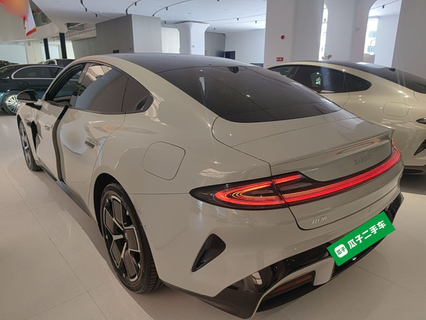 Xiaomi Auto SU7 2024 Rear-Drive Standard Founder Edition — снимка 4