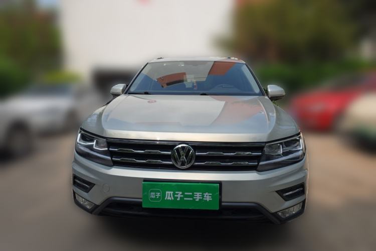 Used Volkswagen Tiguan L 2019 Revised 330TSI Automatic Two-Wheel Drive Smart & Luxury Edition China VI Standard
