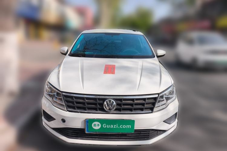 Used Volkswagen Jetta 2017 1.5L Manual Fashion Edition