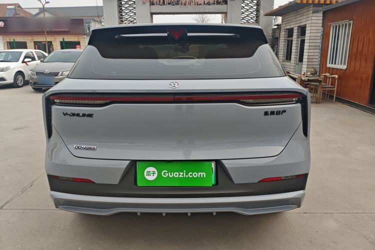 Used Venucia V DD-i 2023 110 km iE Version
