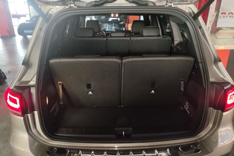 Used Mercedes-Benz GLB 2020 Facelift GLB 200 Fashion Edition Trunk