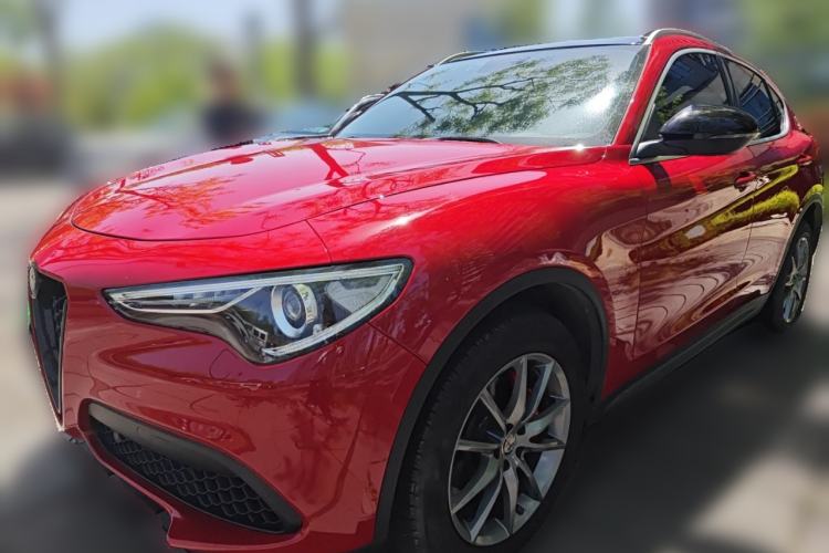 Used Alfa Romeo Stelvio 2017 2.0T 200HP Luxury Edition