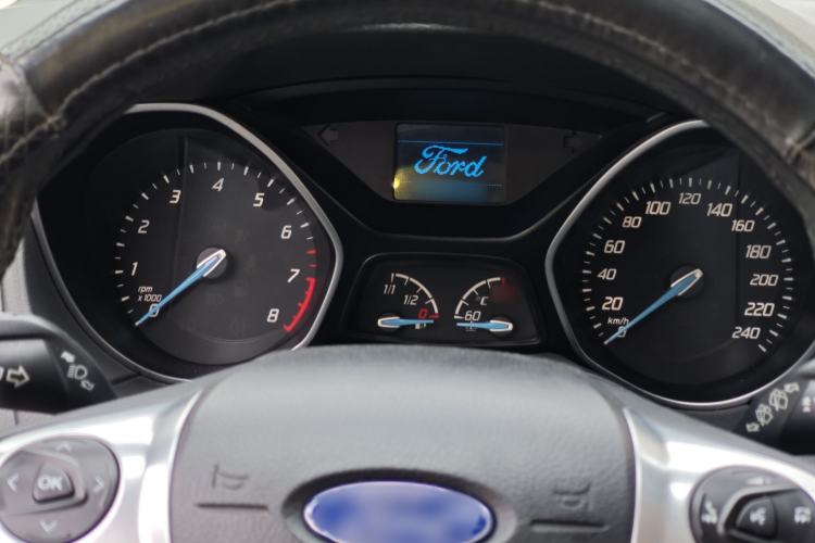 Used Ford Focus 2012 Hatchback 1.6L Manual Fashion Edition

