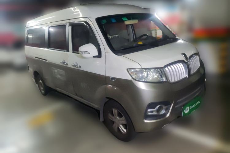 Used Jinbei New Hiace X30L 2016 1.3L Business Edition DLCG12 Front Right 45 Deg