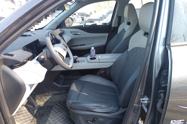 Used CHANGAN UNI-Z New Energy 2024 Blue Whale Smart Electric iDD 125km Beyond Edition Left Front Seat