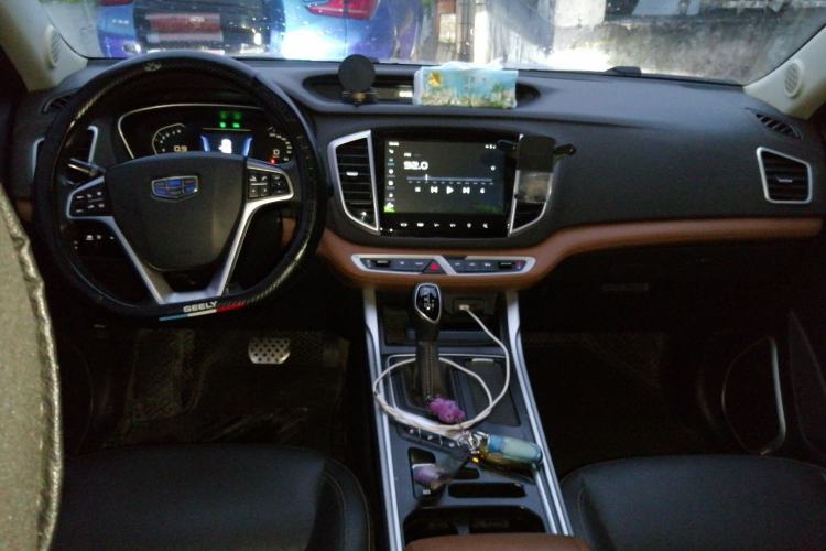 Used Geely Auto Vision X6 2018 1.4T CVT 4G Connected Flagship Edition