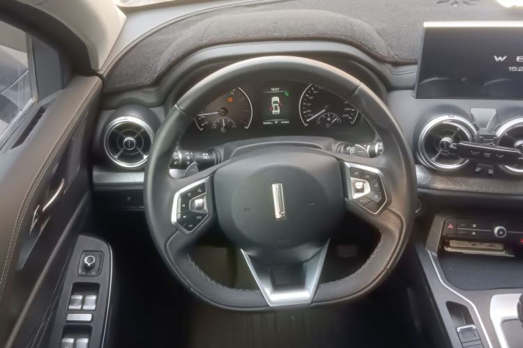 Used Wey VV5 2021 1.5T Two-Wheel Drive Color Pioneer
