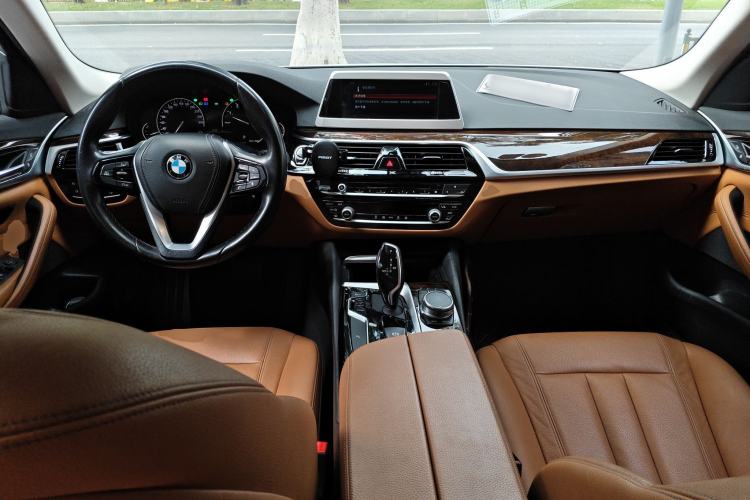 Used BMW 5 Series 2018 528Li Launch Special Edition
