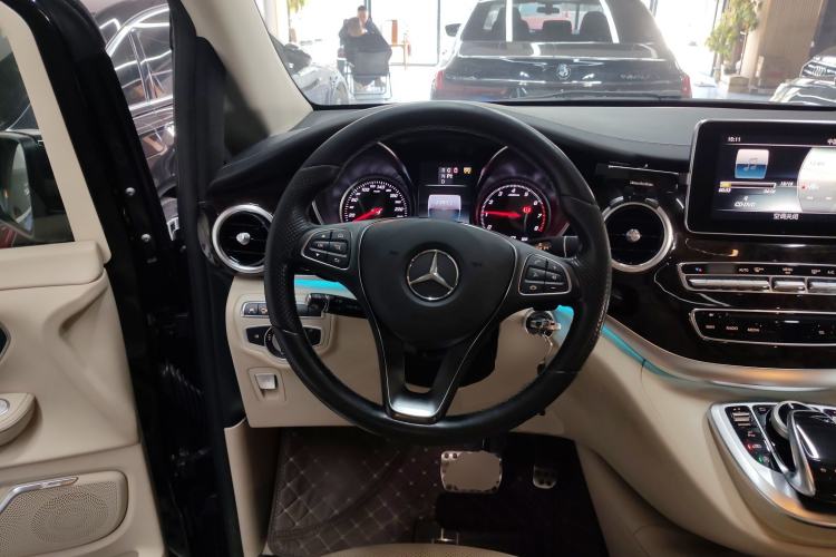 Used Mercedes-Benz V-Class 2017 V 260 Prestige Edition