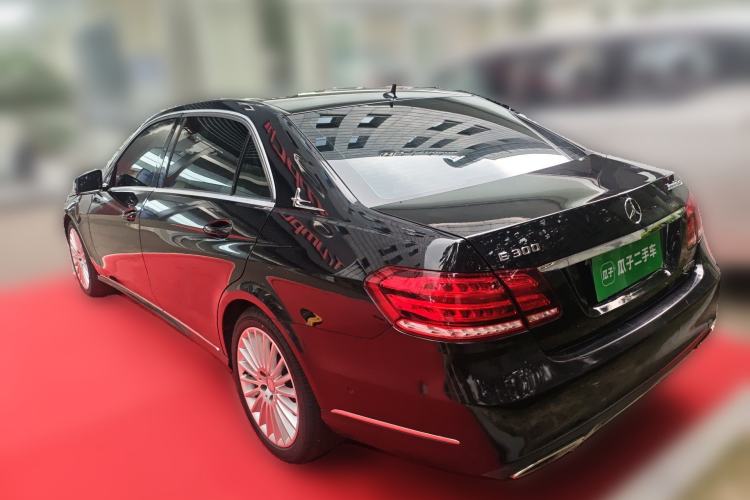 Used Mercedes-Benz E-Class 2015 E 200 L
