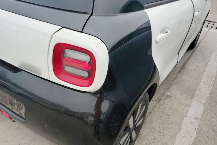 Used ORA Black Cat 2019 351 km Family Edition
