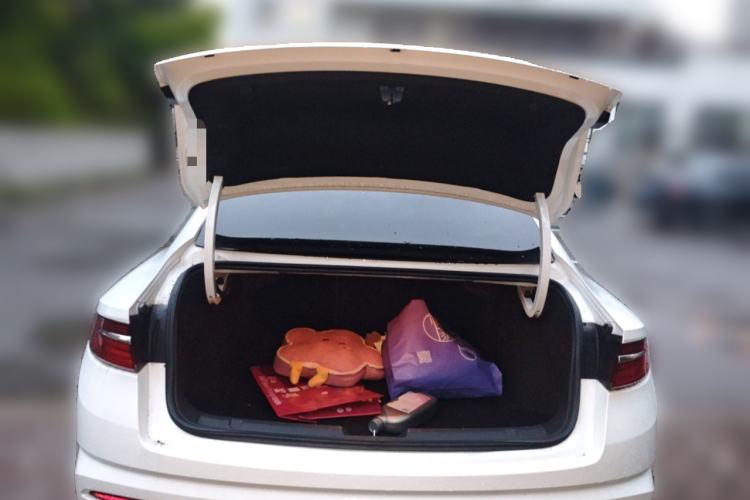 Used Geely Auto Preface 2023 2.0TD Prestige Version Trunk