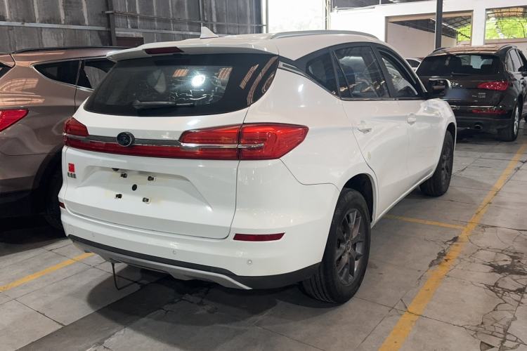 Used BYD Song 2020 Classic Edition 1.5T Automatic Elite Model Exterior 3