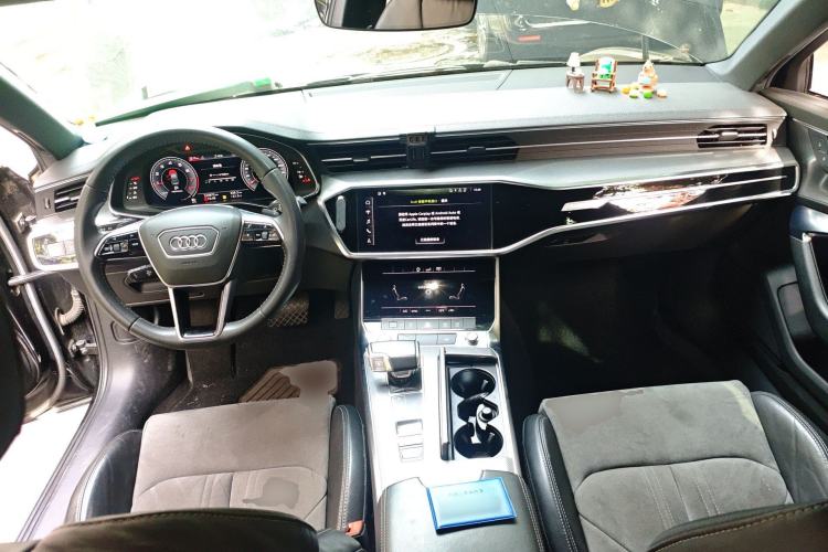 Used Audi A6L 2020 40 TFSI Luxury Dynamic Edition Center Console