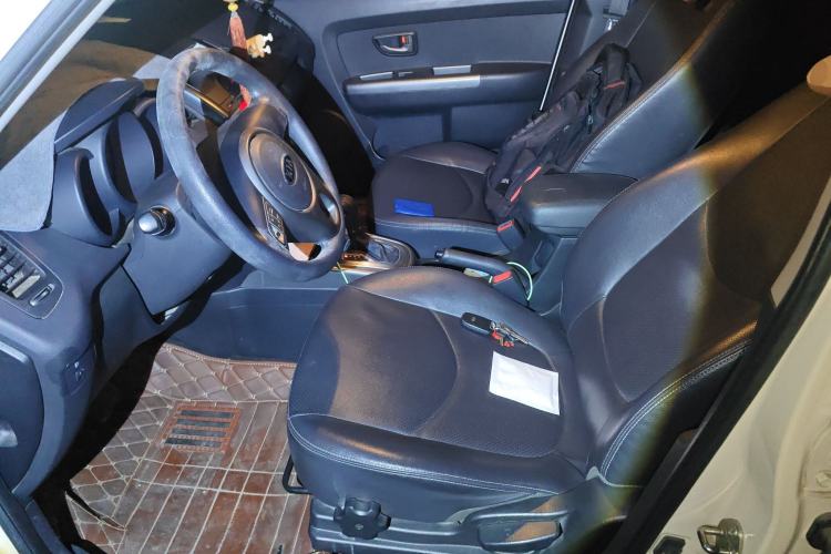 Used Kia Soul 2013 1.6L AT GL
