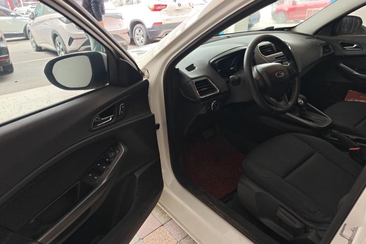 Used Ford Escort 2019 Revised 1.5L Automatic ZhiXiang Version (Tire Pressure Monitoring) China VI Standard
