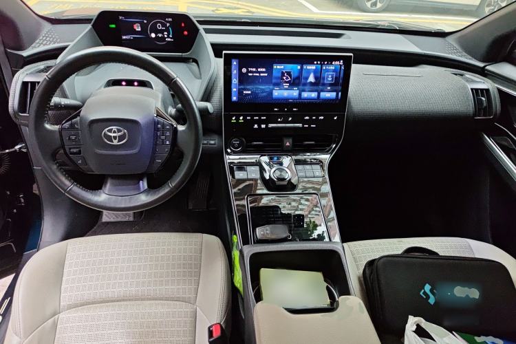 Used Toyota FAW bZ4X 2022 Two-Wheel Drive Long-Range PRO Version