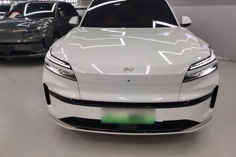 Used ONVO Luxeed L90 2025 Model—Ultra Six-Seater Version