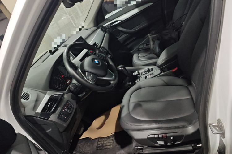 Used BMW X1 2016 sDrive18Li Fashion Model Left Front Seat