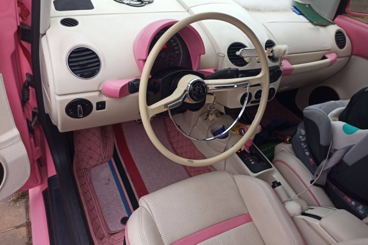 Used Volkswagen Beetle 2010 2.0 BlackOrange Convertible Luxury Edition