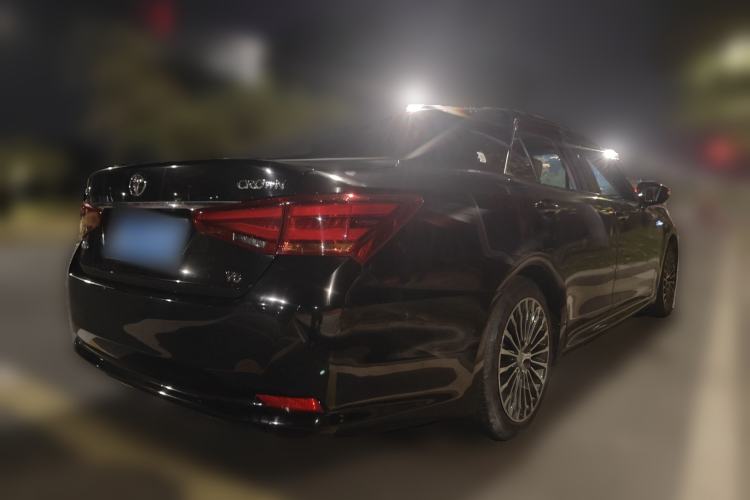 Used Toyota Crown 2015 2.5L Smart Edition
