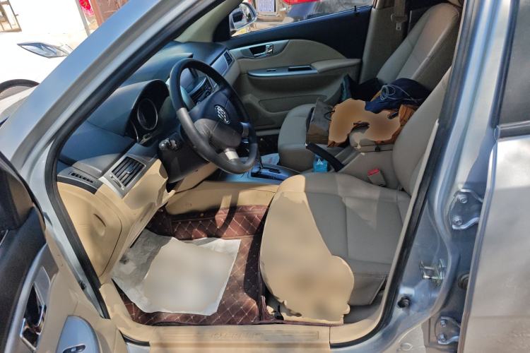 Used Buick Excelle 2013 1.5L Automatic Classic Model Left Front Seat