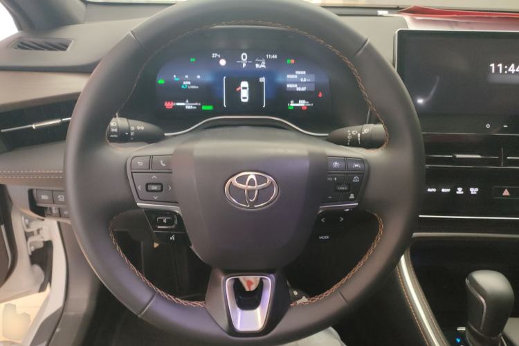 Used Toyota Avalon 2024 Dual-Engine 2.5L XLE Premium Edition Steering Wheel