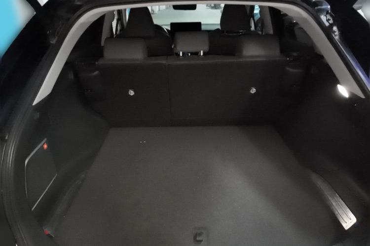 Used Toyota Harrier 2022 2.0L CVT Two-Wheel Drive Flagship Edition Trunk