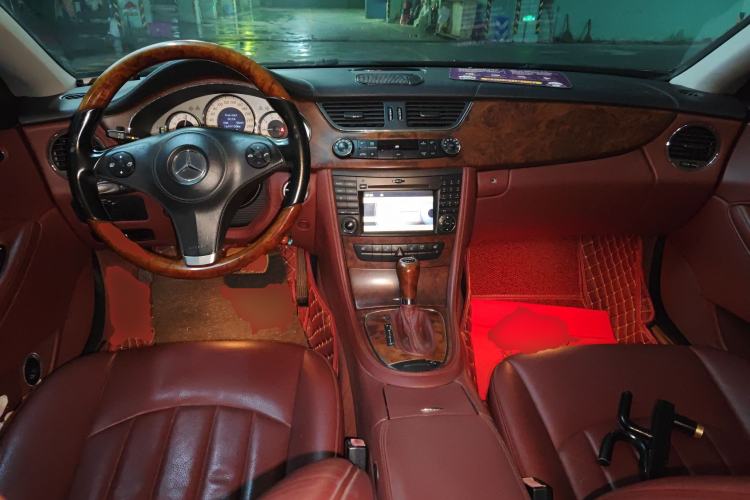 Used Mercedes-Benz CLS 2009 CLS 300
