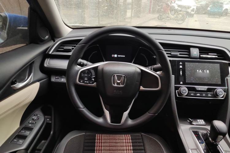 Used Honda Civic 2016 220TURBO CVT Luxury Edition