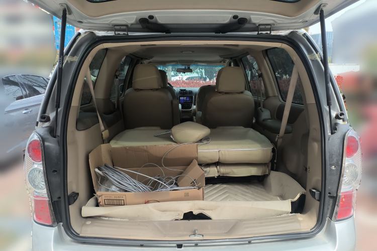 Used Buick GL8 2011 2.4L CT Comfort Edition