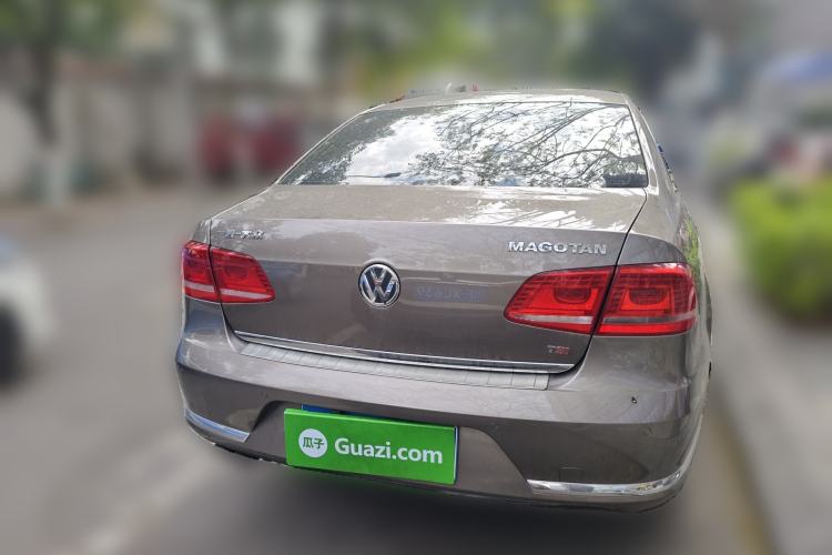 Used Volkswagen Magotan 2016 1.8TSI Smart Comfort Model Rear