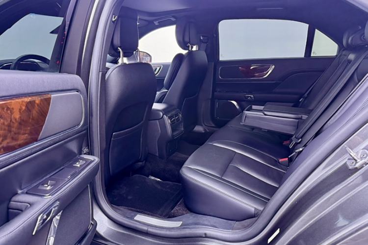 Used Lincoln Continental 2017 2.0T Two-Wheel Drive Deluxe Edition