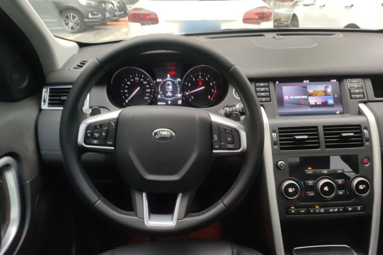 Used Land Rover Discovery Sport 2017 2.0T SE Steering Wheel